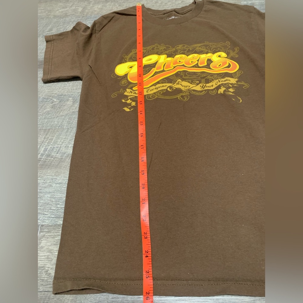 EUC Women’s Graphic Cheers T-Shirt - Small - Picture 4 of 5